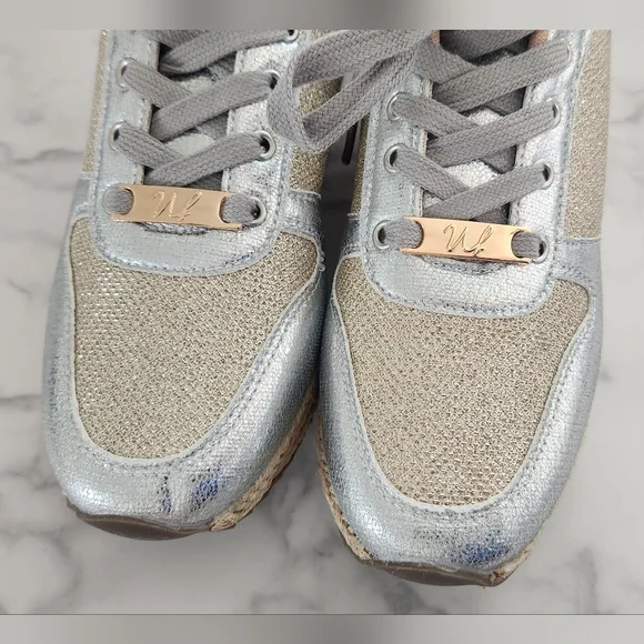 Women Silver Fashion Sneakers Size 8 - Picture 10 of 13